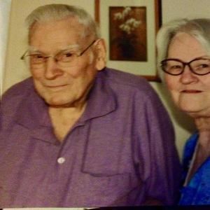 Meet your Posher, Loretta